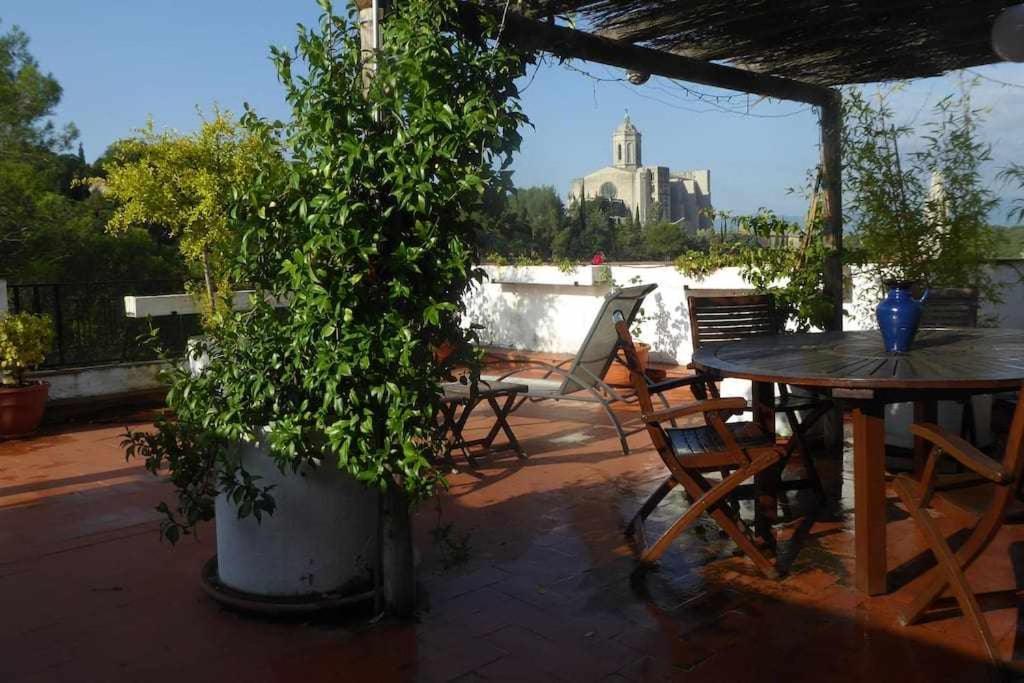 Apartamento Con Increibles Vistas Y Terraza Girona Luaran gambar