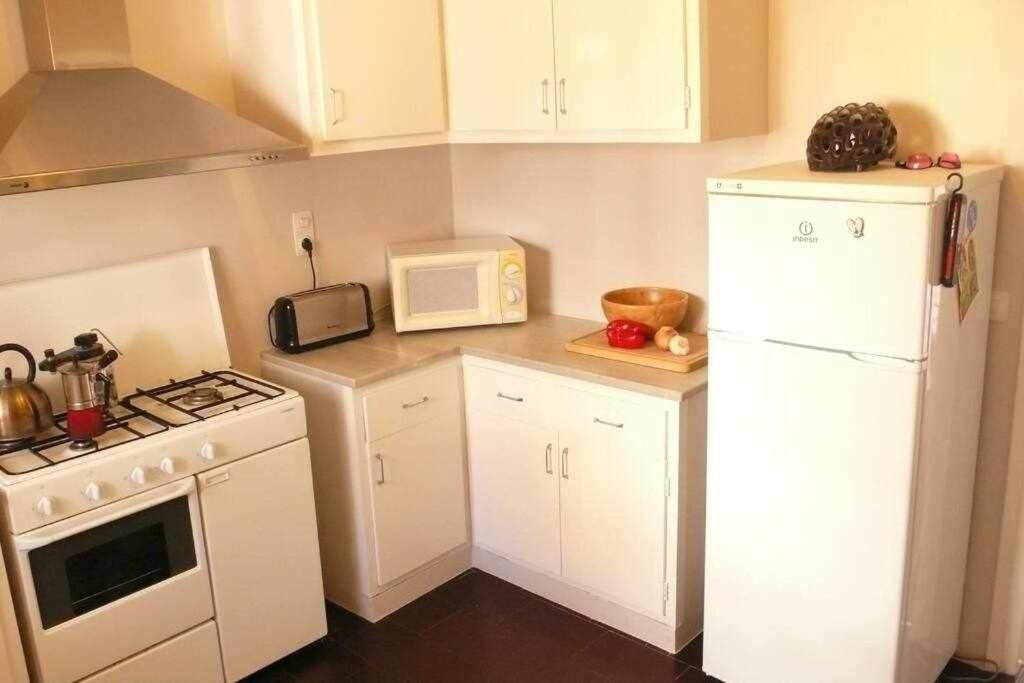 Apartamento Con Increibles Vistas Y Terraza Girona Luaran gambar