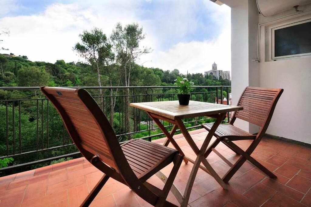 Apartamento Con Increibles Vistas Y Terraza Girona Luaran gambar